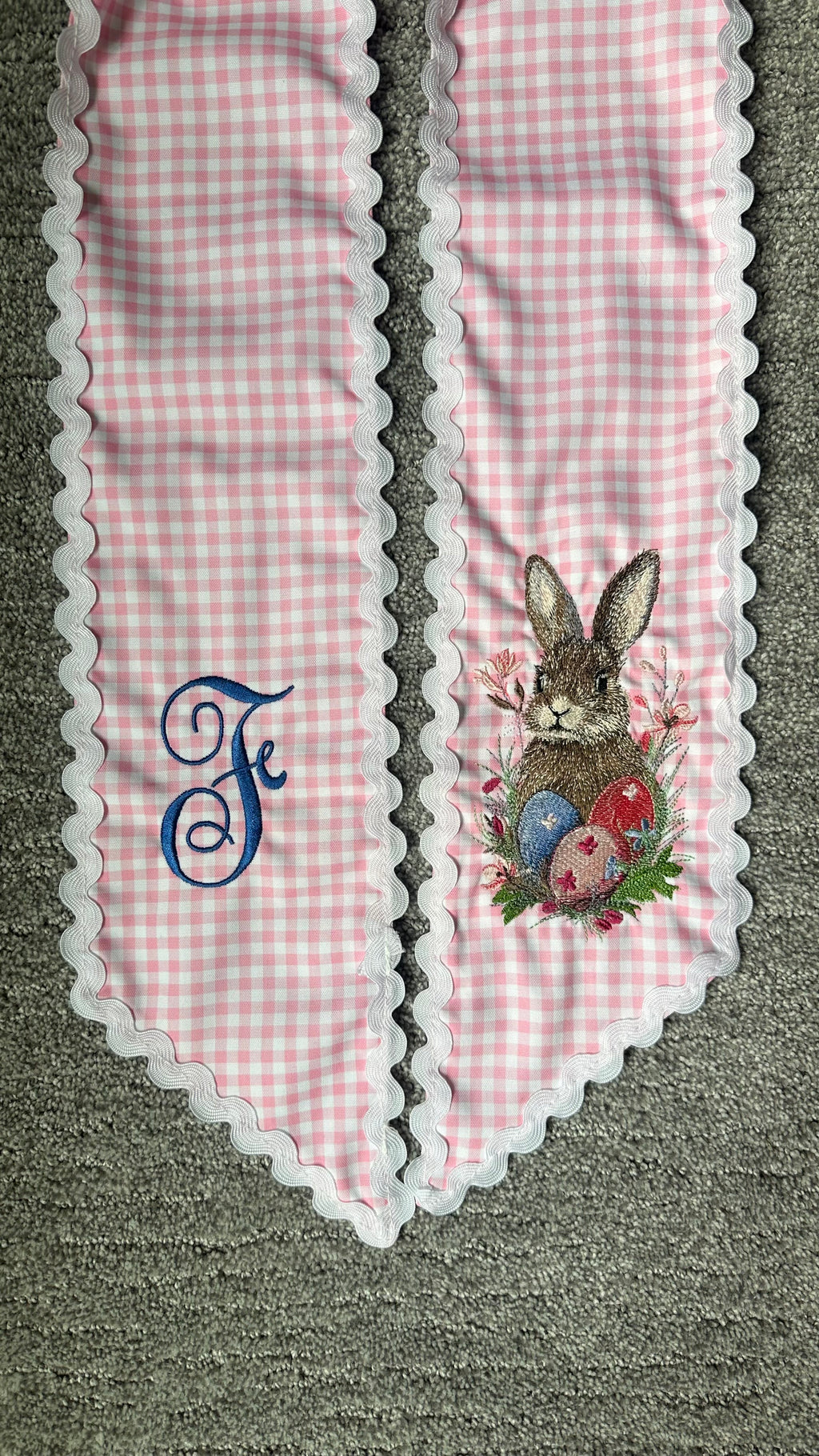 Bunny with Eggs Wreath Sash